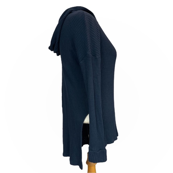 LNA ‘Eva’ High-Low Waffle Knit Hooded Sweater in ‘Midnight’ Blue Size XS - Picture 3 of 13